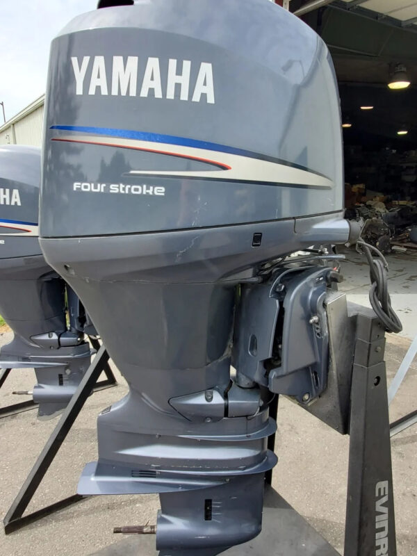 Best 2004 Yamaha 150 HP 4-Cylinder EFI 4-Stroke 25″ (X) Outboard Motor