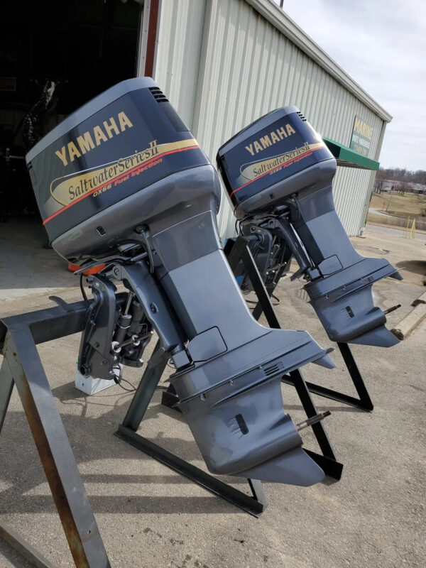Best Twin 2001 Yamaha 250 HP 6-Cylinder EFI 2-Stroke 25″(X) Outboard Motors