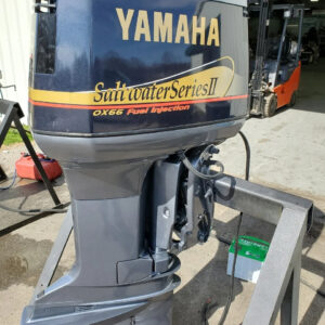 2001 Yamaha 250 HP 6-Cylinder EFI 2-Stroke 25″(X) Outboard Motor