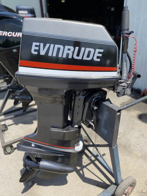 1993 Evinrude 55 HP 2-Cylinder Carb 2-Stroke 20″ (L) Outboard Tiller Motor