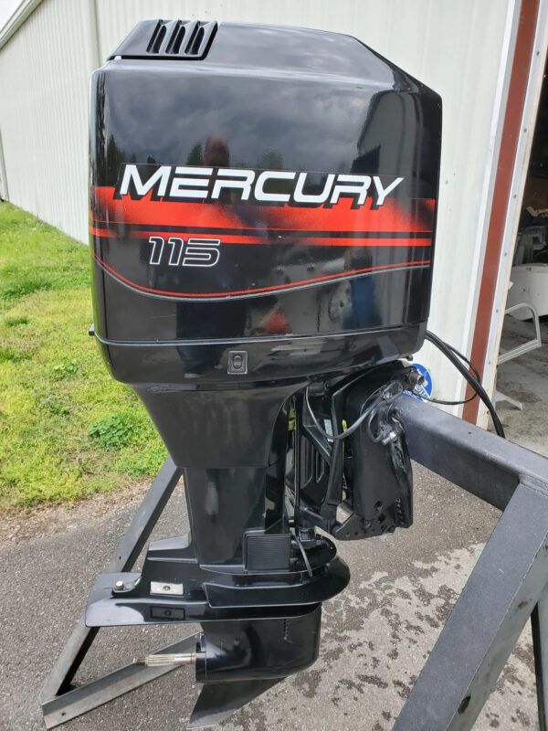 1999 Mercury 115 HP 4-Cylinder Carbureted 2-Stroke 20″(L) Outboard Motor